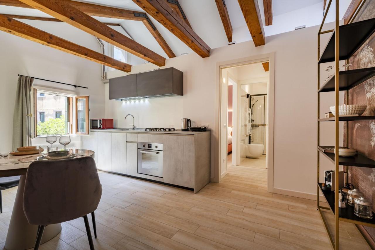 Ca' San Carlo Residence By Wonderful Italy Velence Kültér fotó